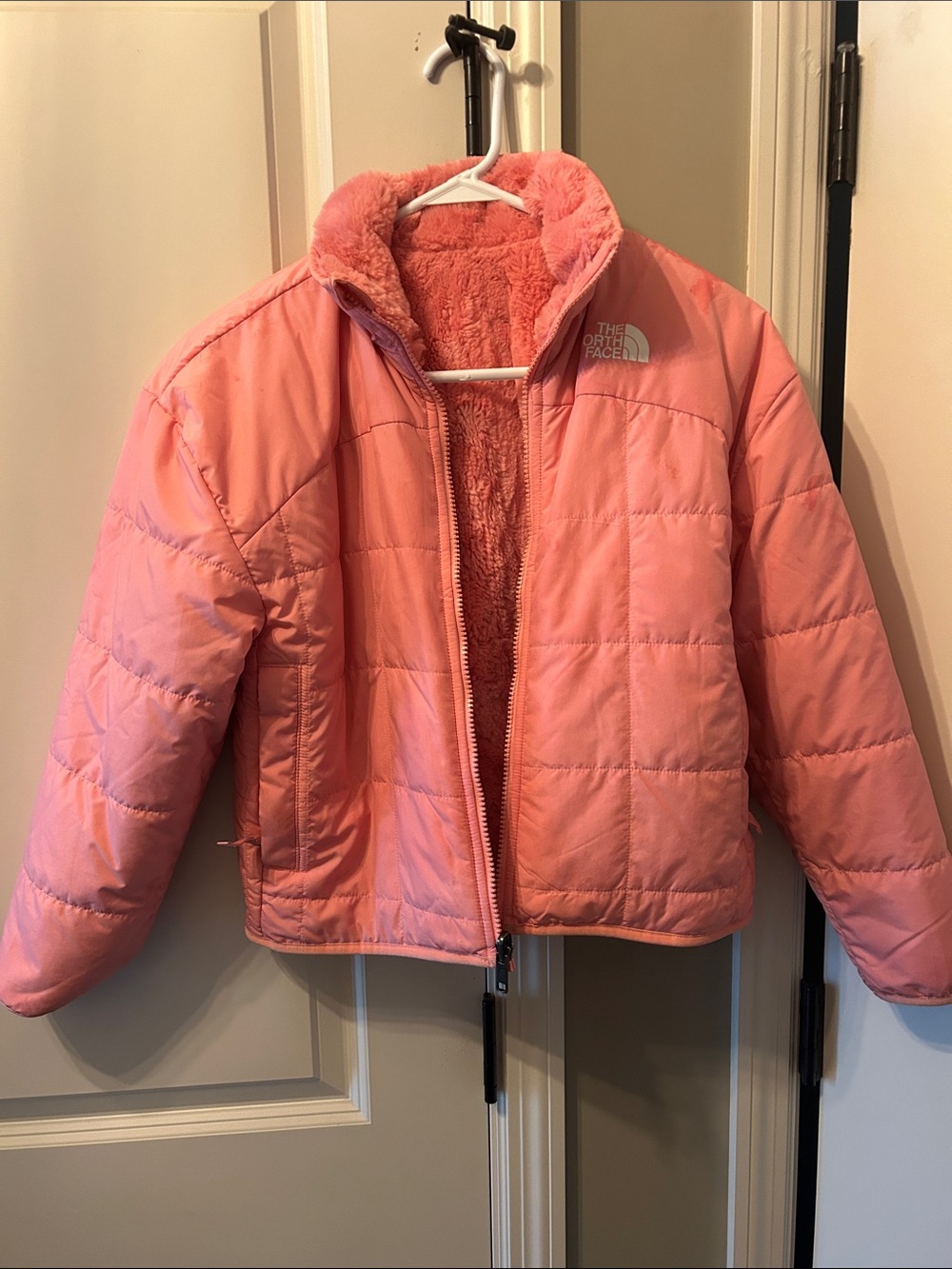 The North Face Girls' Coral Pink Hoodless Puffer Jacket
